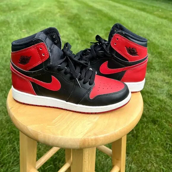Jordan | Shoes | Nike Air Jordan Retro High Og Gs Banned 216  display picture 3